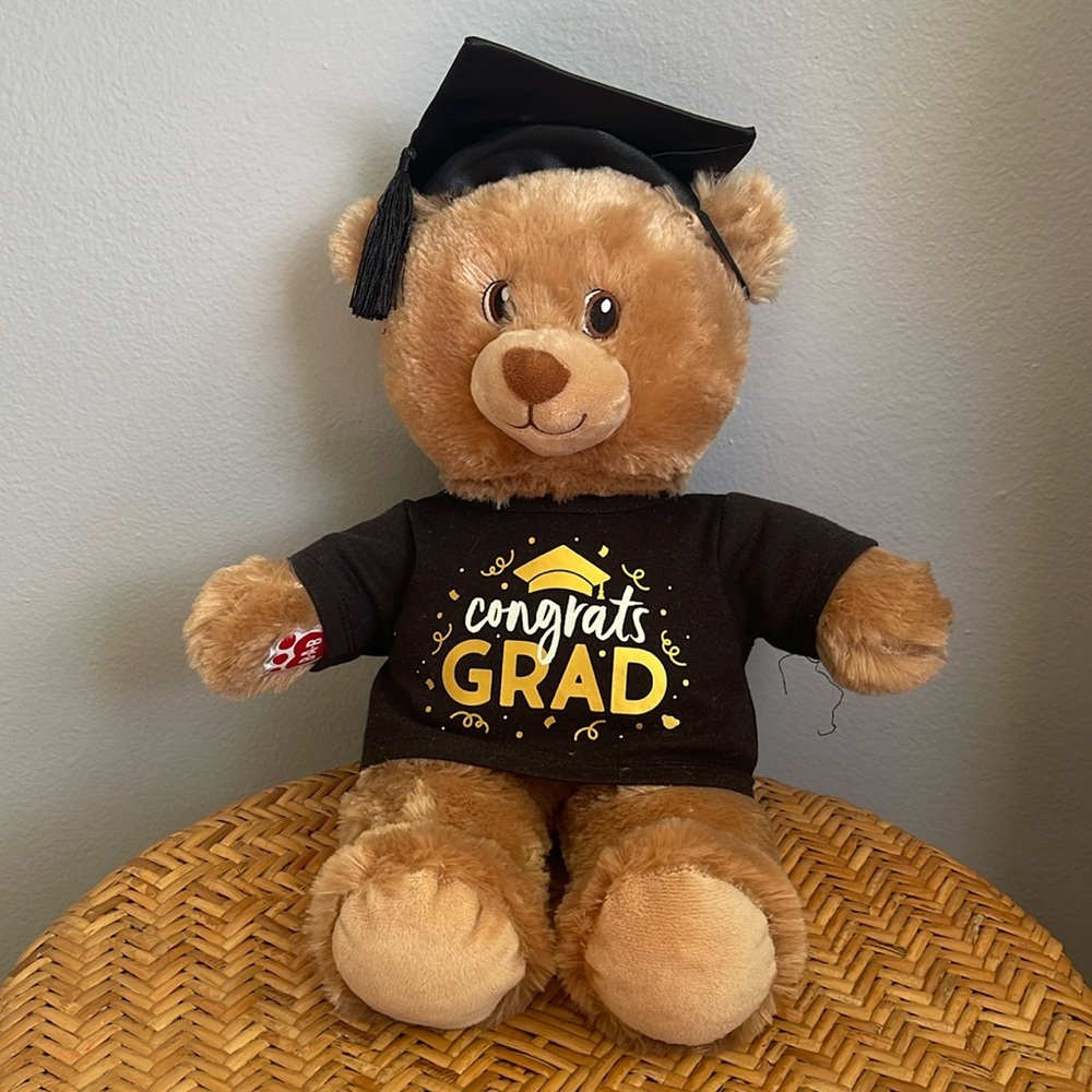 Graduation build a bear gift 🤎